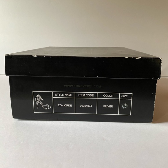 Forever 21 silver heeled sandal - Picture 7 of 7